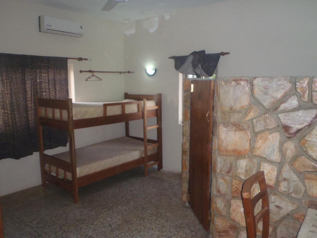 The Sleepy Hippo Hotel Accra Bagian luar foto